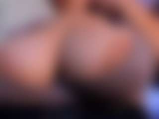 claudia-perez's Live Sex Cam Show