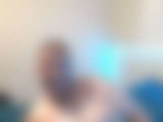Imbackmandosrealone's Live Sex Cam Show