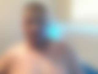 Imbackmandosrealone's Live Sex Cam Show