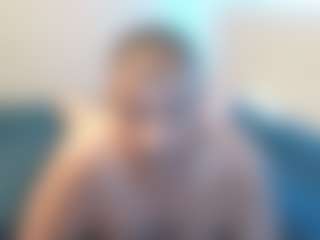 Imbackmandosrealone's Live Sex Cam Show