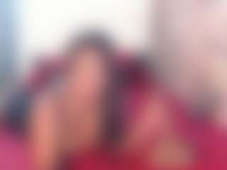 Live cam show with amberebony - Moan on AdultVida.com