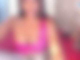 Spettacolo in cam dal vivo con amberebony - Smoke su Camsoda