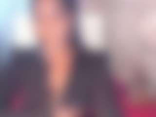 Live cam show with amberebony - Smoke on Hubzter Live