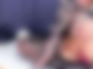 Live cam show with dannasanders - Red Hair on AdultVida.com