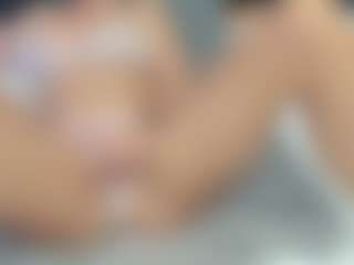 Fuckable Milf's Live Sex Cam Show