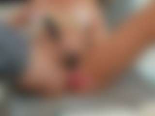 Fuckable Milf's Live Sex Cam Show
