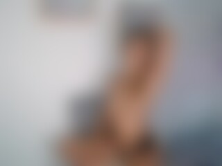 Cam Show en direct de bella-collins