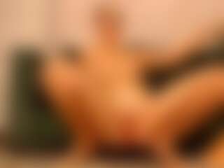 Live cam show with Foxyevea - Machine on Camsoda