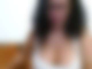 Live cam show with HotErikka - Thong on Gym Cam Girls