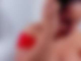 Live cam show with luluferrerr - Glasses on Lustler