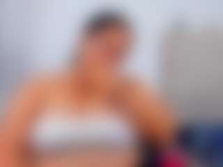 Live cam show with luluferrerr - Glasses on Camsoda