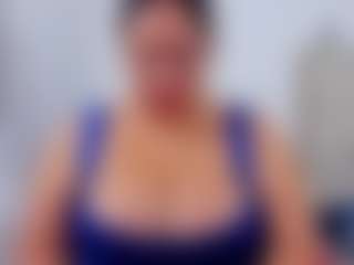 Live cam show with luluferrerr - Public Black on SquirtSoMuch