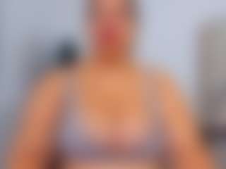 Live cam show with luluferrerr - Mature on fuck-show.com
