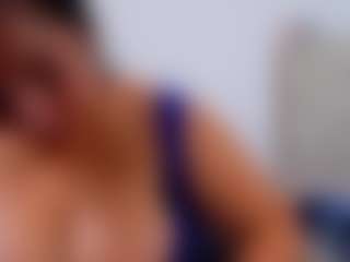 Live cam show with luluferrerr - Mature on Camsoda