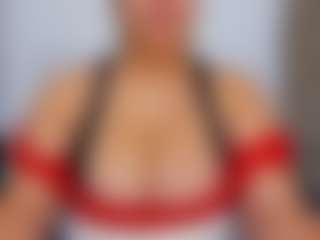 Spettacolo in cam dal vivo con luluferrerr - Black MILF su Camsoda | colombia
