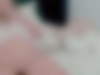 sexyalexax's Live Sex Cam Show