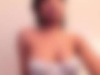 Live cam show with Dannarivers - Full Nudity on Camsoda