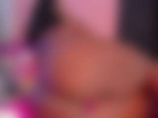 Live cam show with Keily-w - Ebony on StripNow | colombia