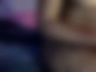 Sweetladybadd's Live Sex Cam Show