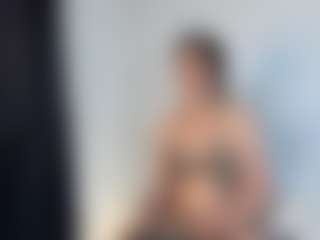 girasol-walton's Live Sex Cam Show