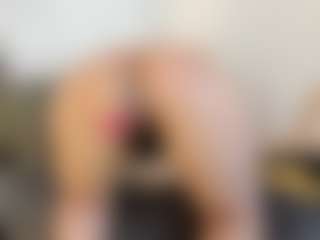 girasol-walton's Live Sex Cam Show