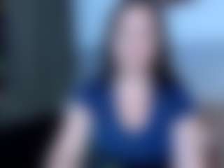 Angela MILF webcam performer live streaming