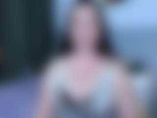 Live cam show with Angela - Amateur Brown Hair on camtv