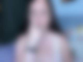 Angela MILF webcam performer live streaming