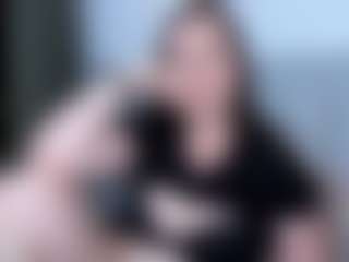 Live cam show with Angela - Mature Young Adult on Camsoda