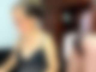 nicolewayy MILF webcam performer live streaming