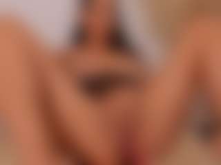 Dezzire's Live Sex Cam Show