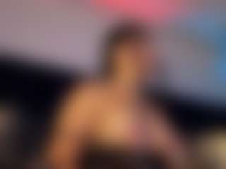 Live cam show with Nayla Potter - Implants on pussylord.com