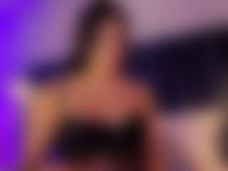Live cam show with Nayla Potter - Big Tits Latina on StripNow | colombia