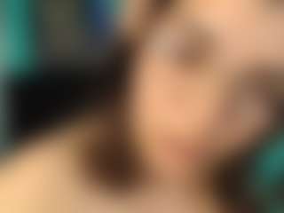 Live cam show with bulma-hot - Glasses on camwithhim.com