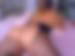 Elianabortt's Live Sex Cam Show