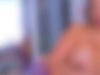 Elianabortt's Live Sex Cam Show