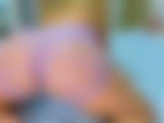 Elianabortts Live-Sex-Cam-Show