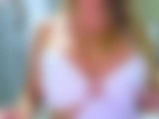 Elianabortt's Live Sex Cam Show