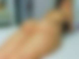 Elianabortt's Live Sex Cam Show