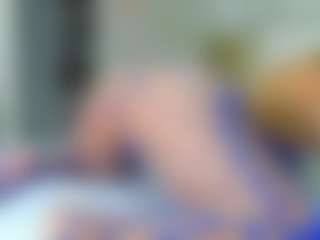 Elianabortt's Live Sex Cam Show