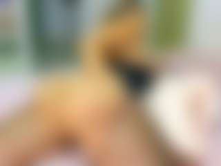 Elianabortt's Live Sex Cam Show