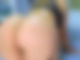 Elianabortt's Live Sex Cam Show