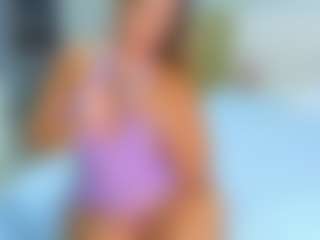 Elianabortt's Live Sex Cam Show
