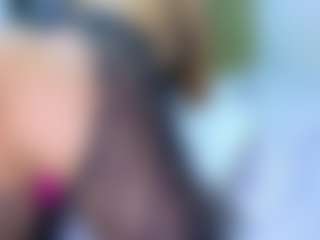 Elianabortt's Live Sex Cam Show