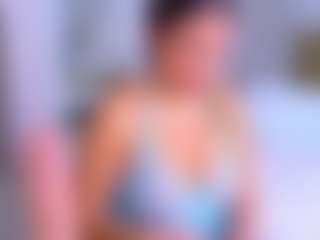 Elianabortt's Live Sex Cam Show