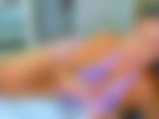 Elianabortt's Live Sex Cam Show