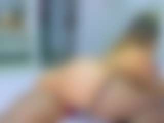 Elianabortt's Live Sex Cam Show