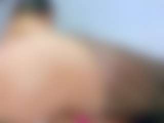 Elianabortt's Live Sex Cam Show