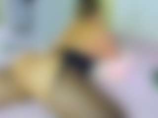 Elianabortt's Live Sex Cam Show