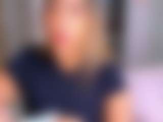 Elianabortt's Live Sex Cam Show